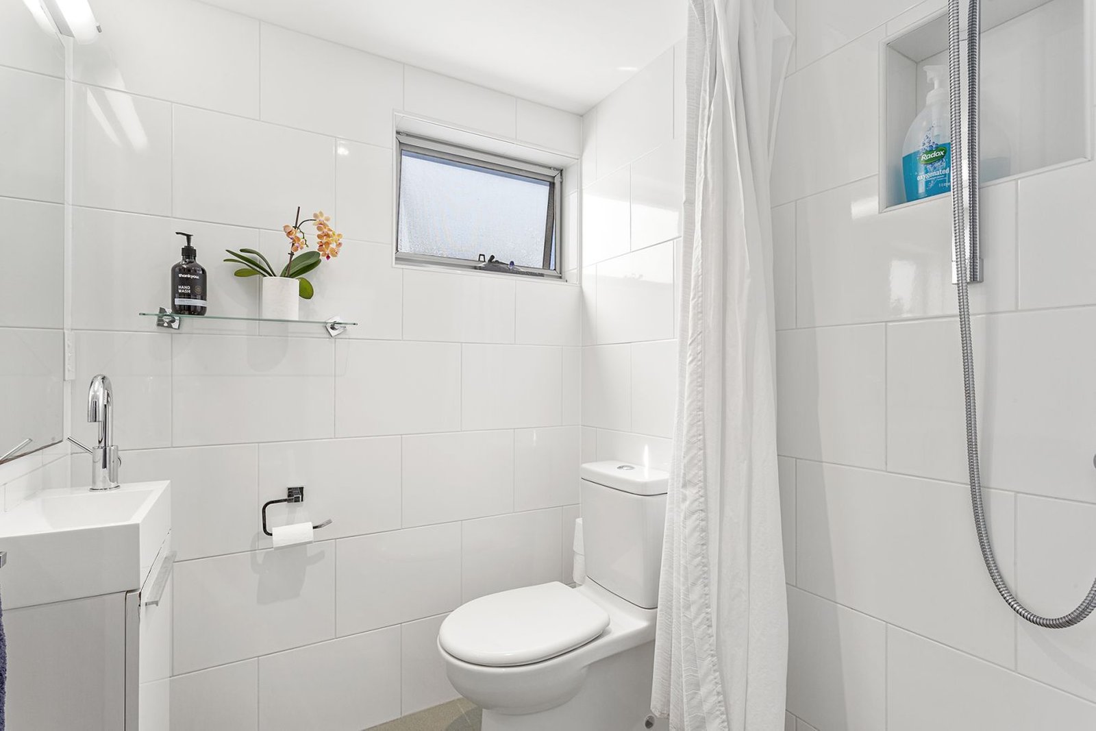 18 Ocean Street FISHERMANS BAY 13