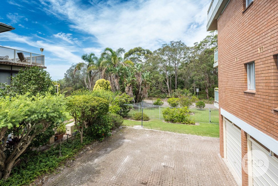 1/8 Ondine Close NELSON BAY 22