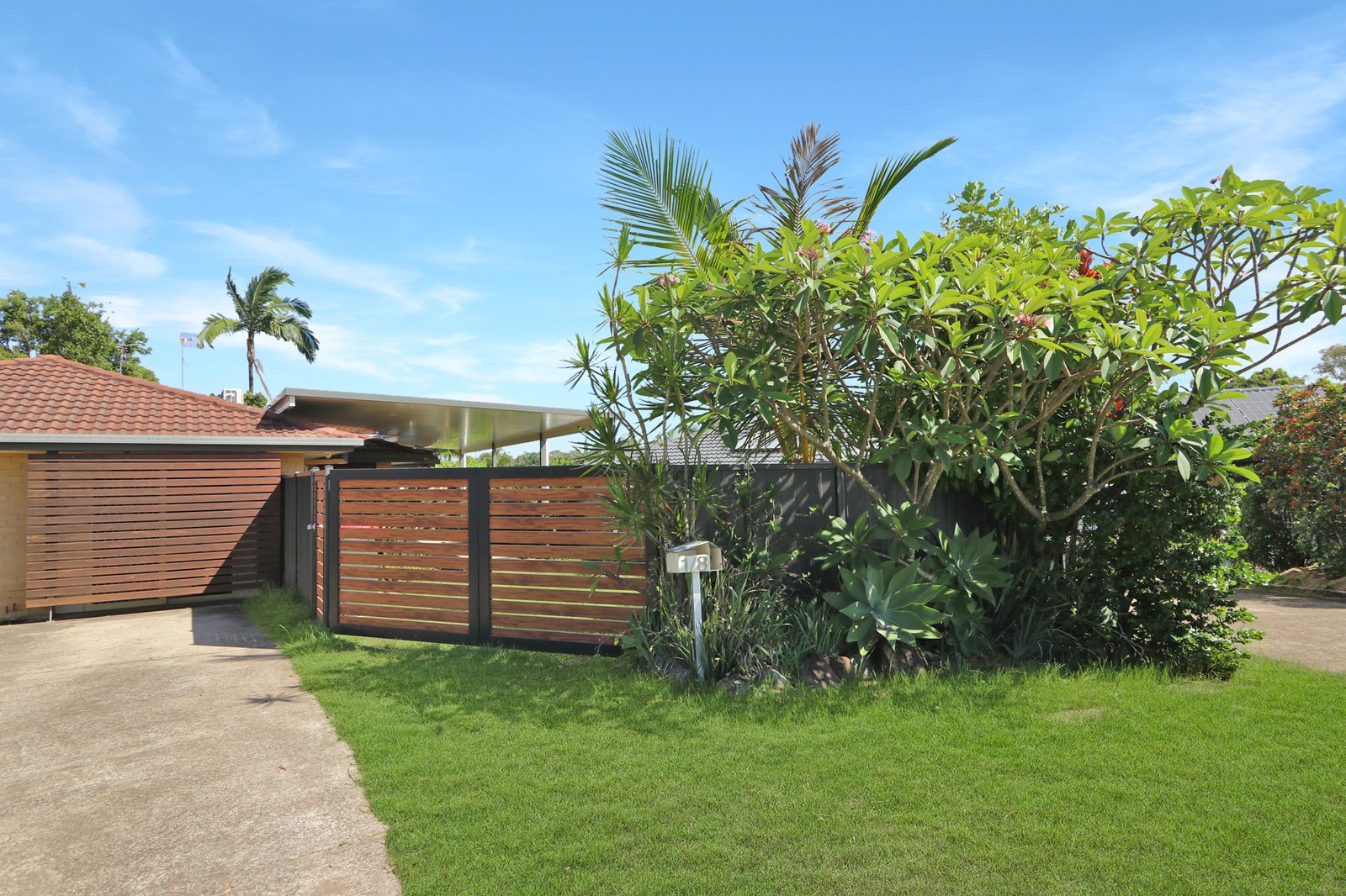1/8 Orkney Place LABRADOR 13