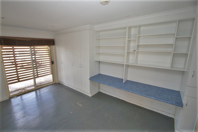 1/8 Orkney Place LABRADOR 13