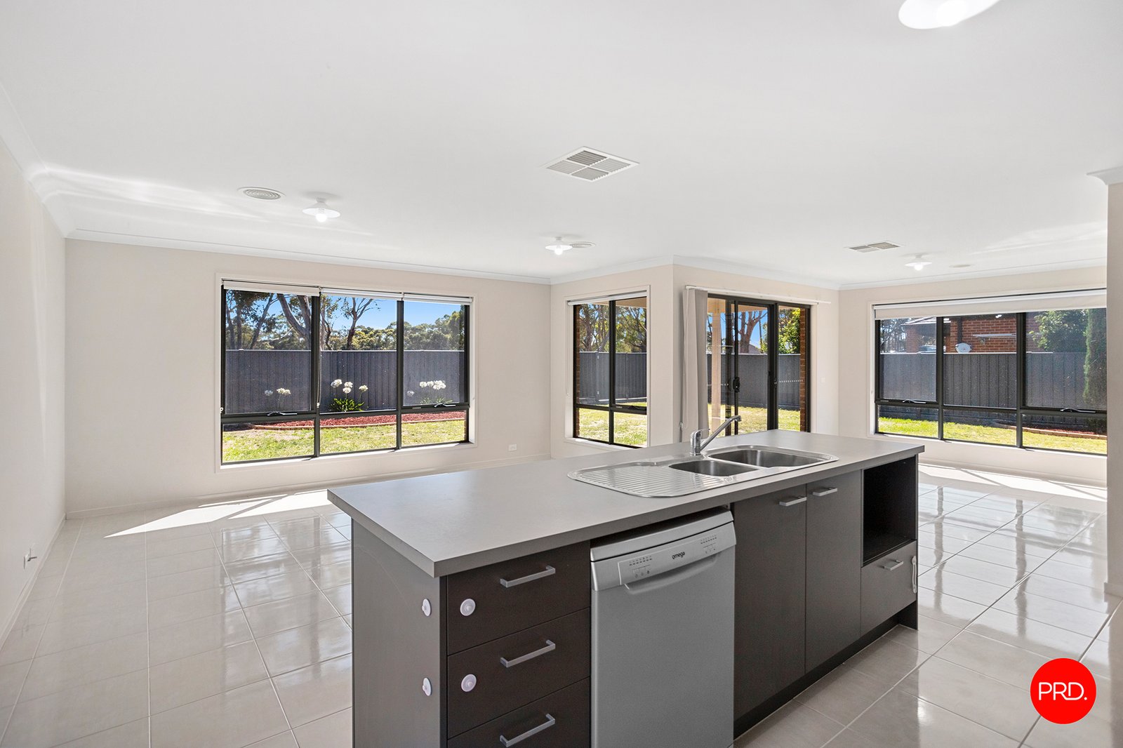 18 Ormond Drive MARONG 6