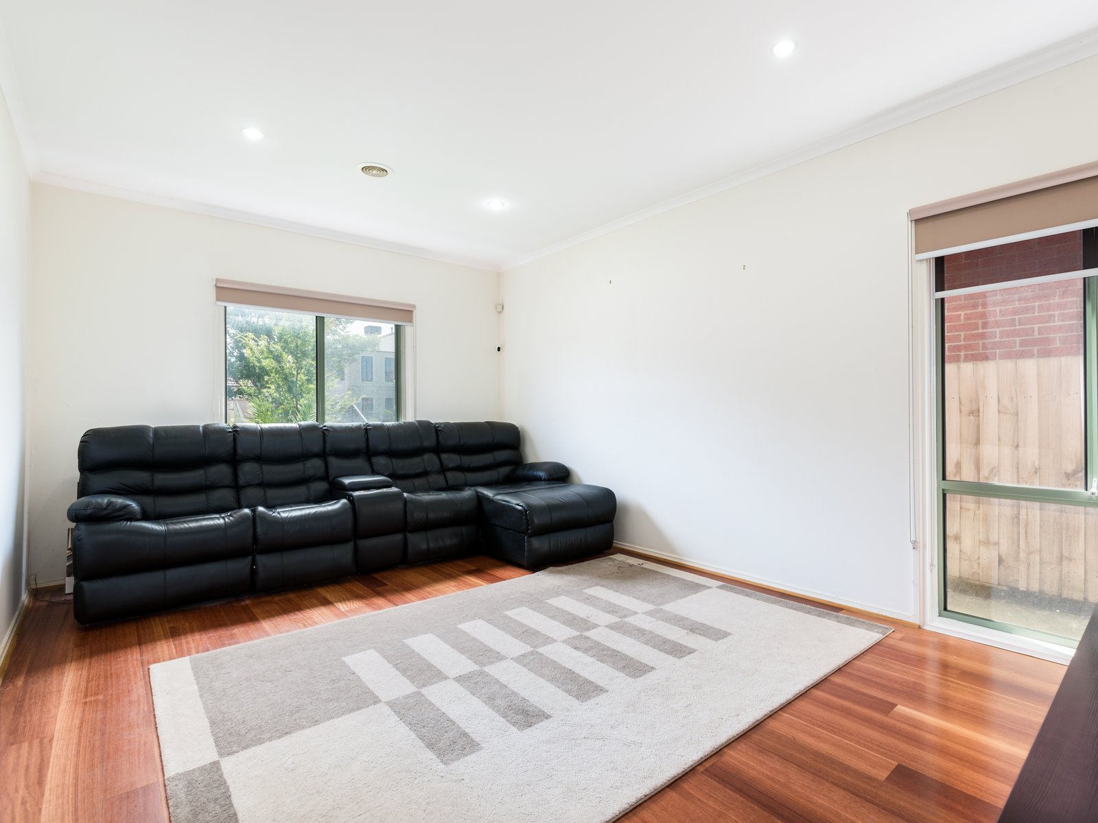 Gallery: 18 Pacific Drive
