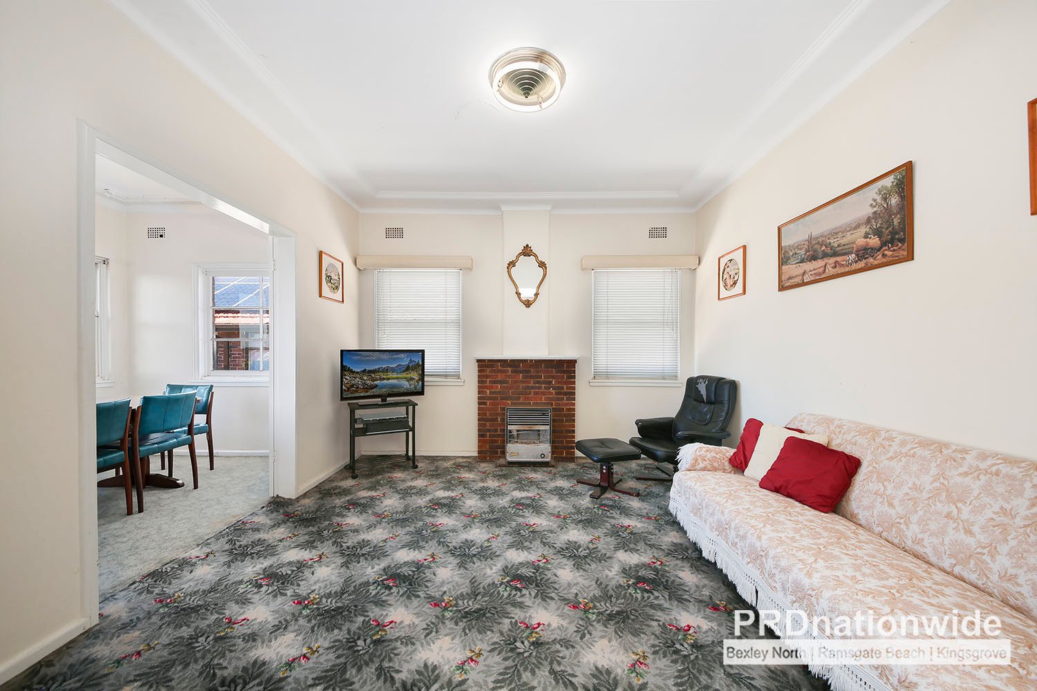 18 Pacific Street KINGSGROVE 2