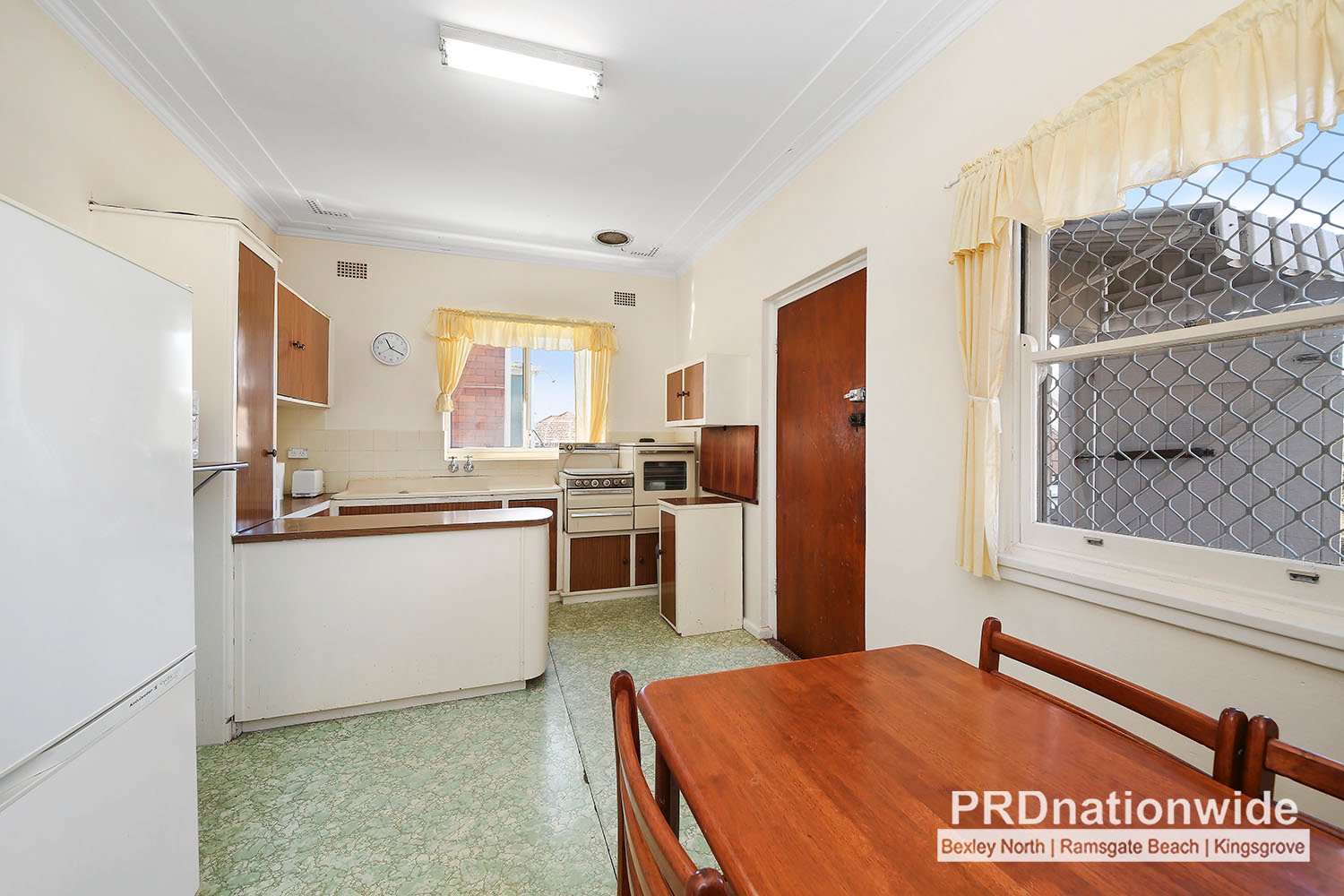 18 Pacific Street KINGSGROVE 3