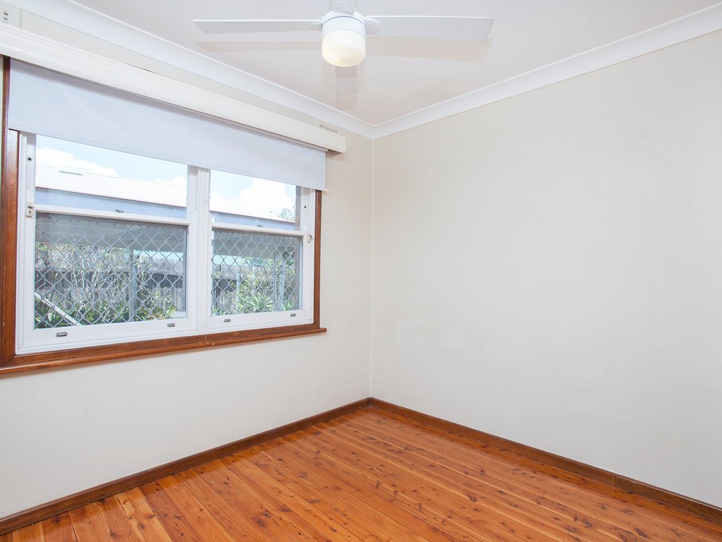 1/8 Page Street EAST MAITLAND 2