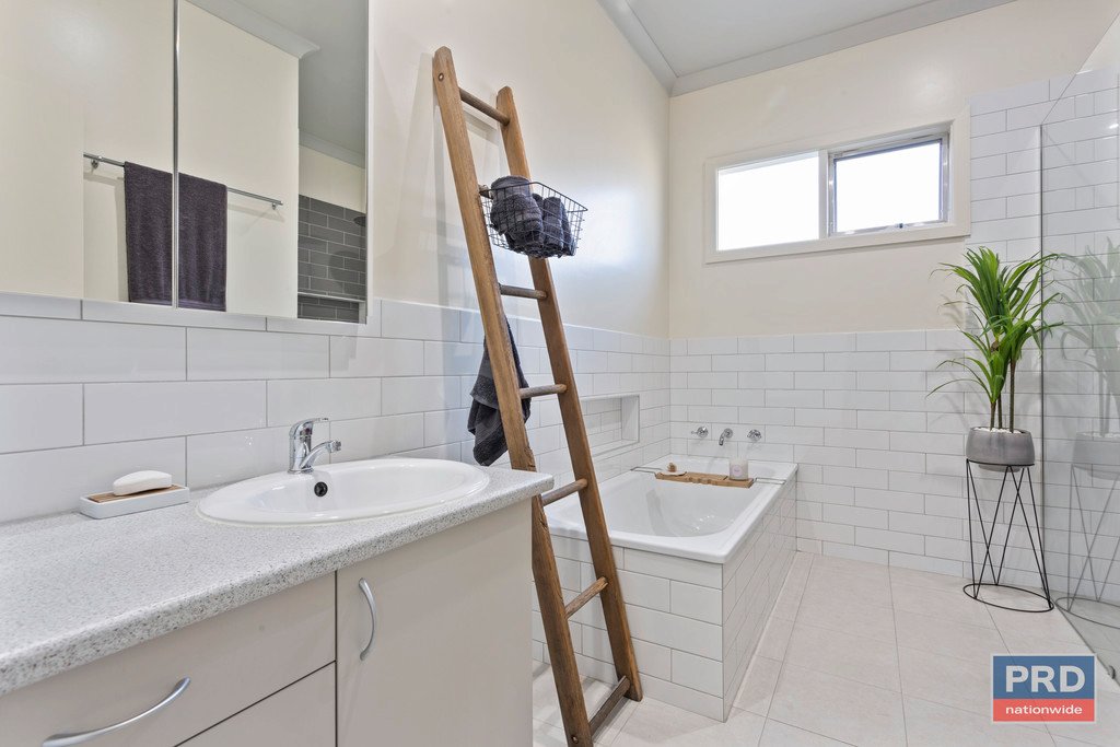 18 Panton Street EAGLEHAWK 13