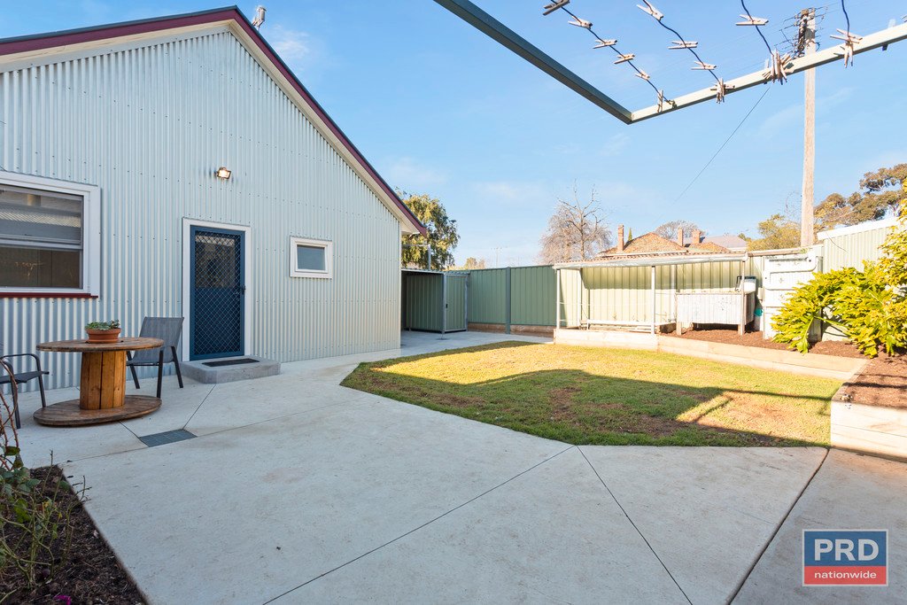 18 Panton Street EAGLEHAWK 21