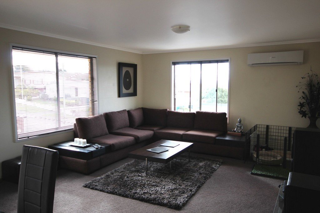 1/8 Paringa Road GLENORCHY 2