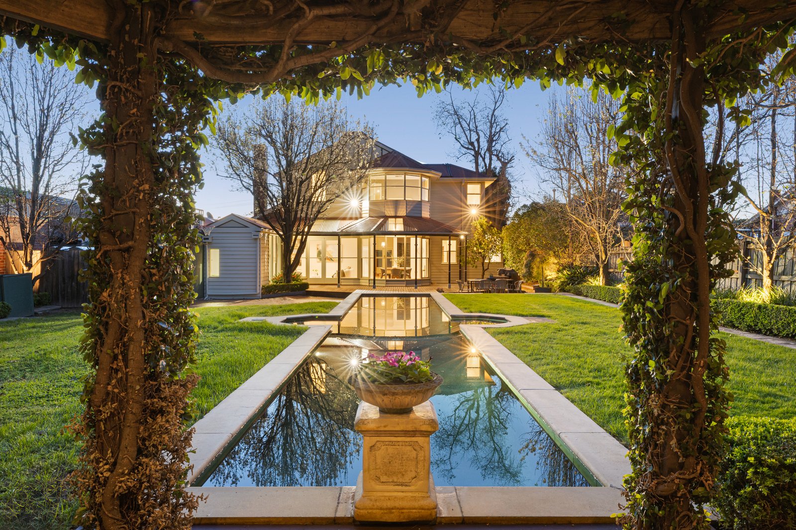 Gallery: 18 Parker Street
