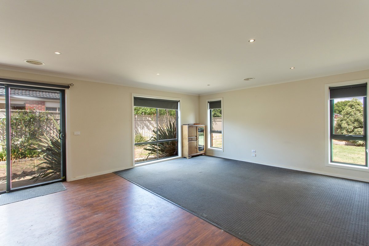 Gallery: 18 Parkgate Lane