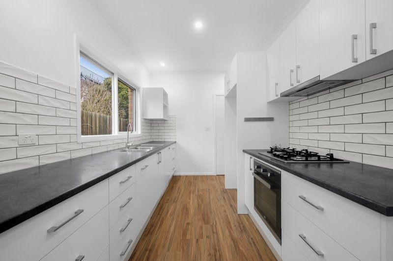Gallery: 1/8 Peake Street