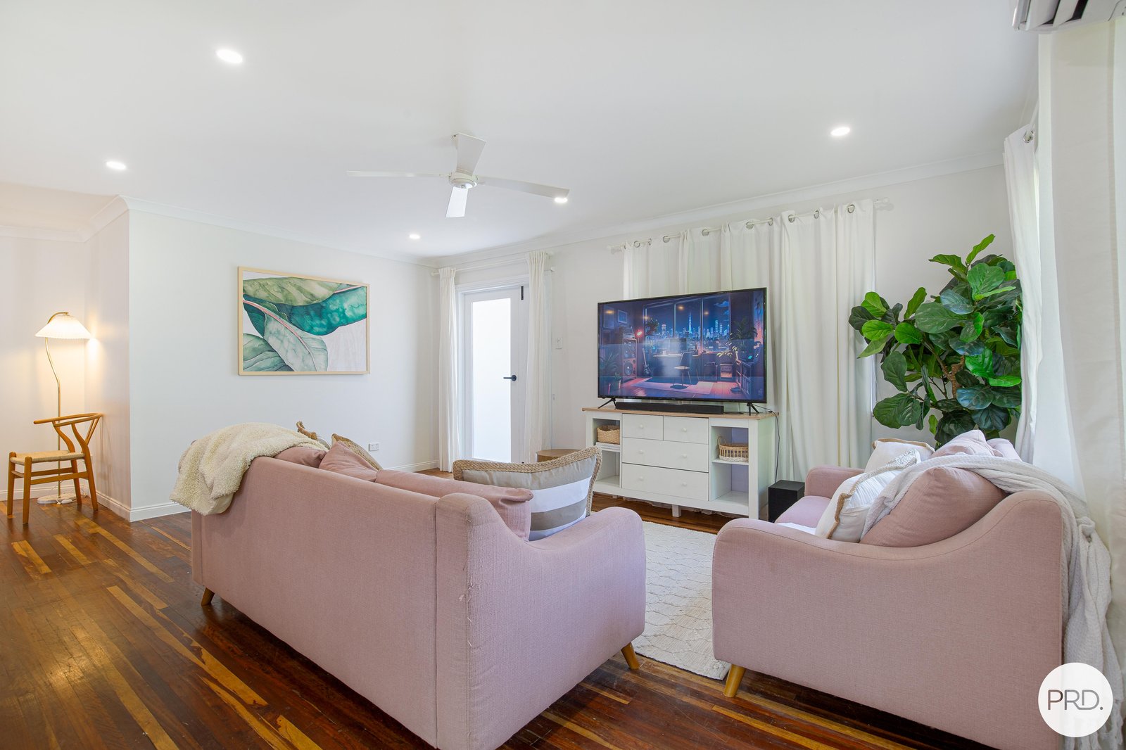 18 Pelican Street SLADE POINT 5