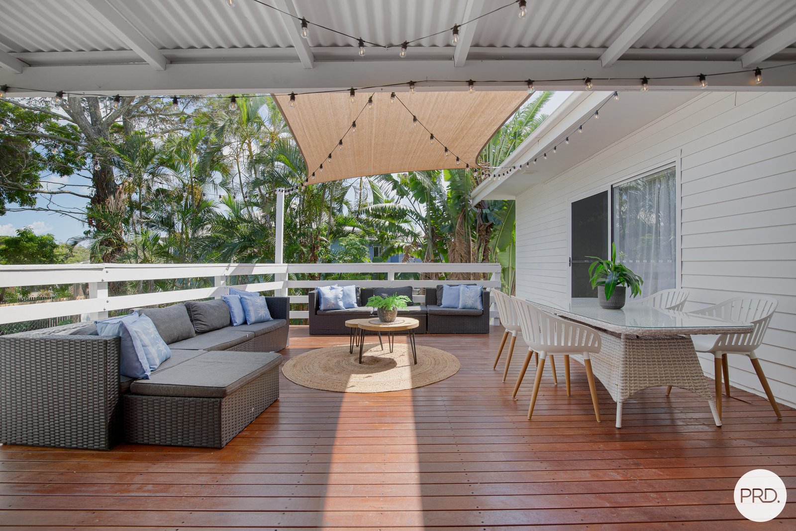 18 Pelican Street SLADE POINT 19