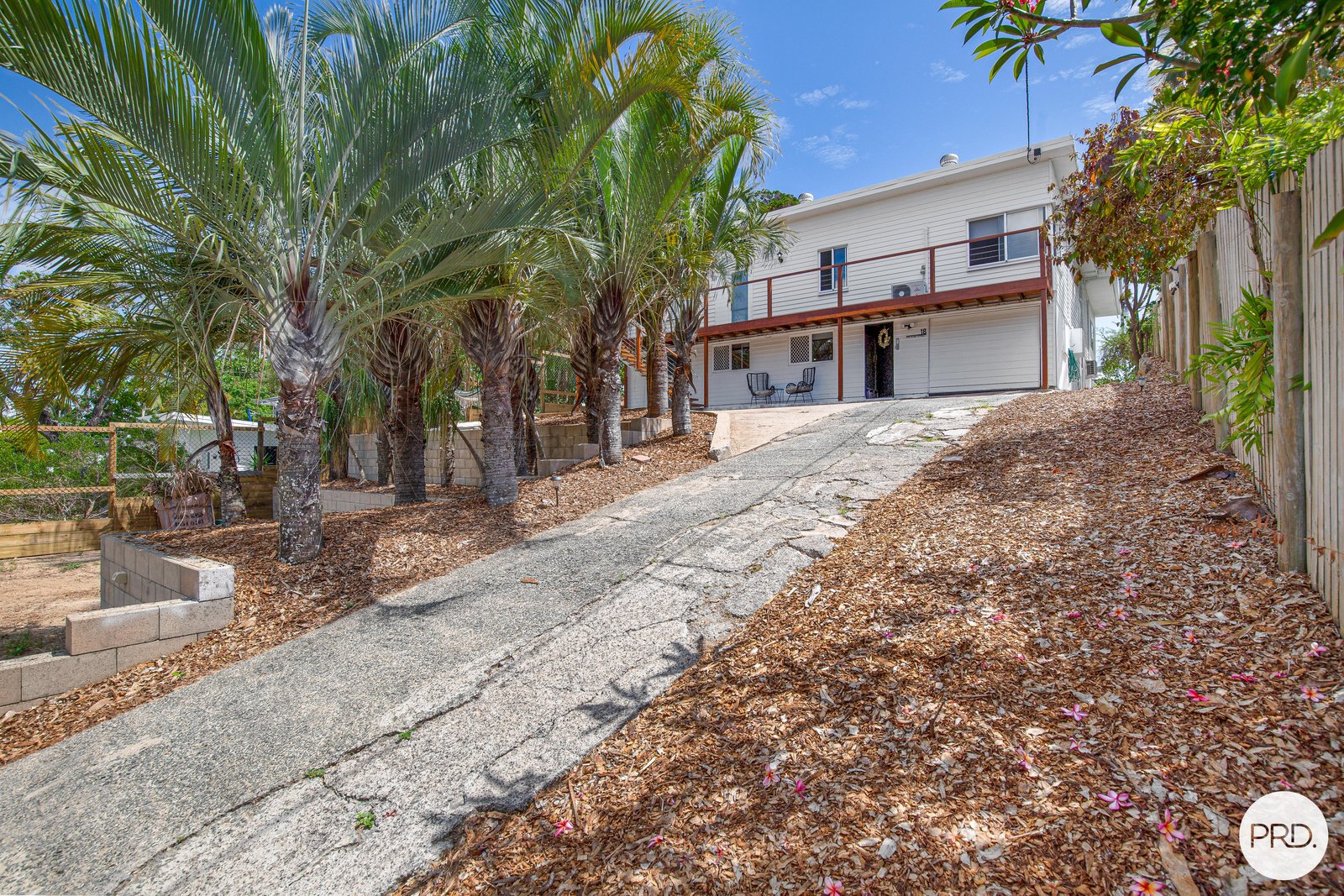 18 Pelican Street SLADE POINT 23