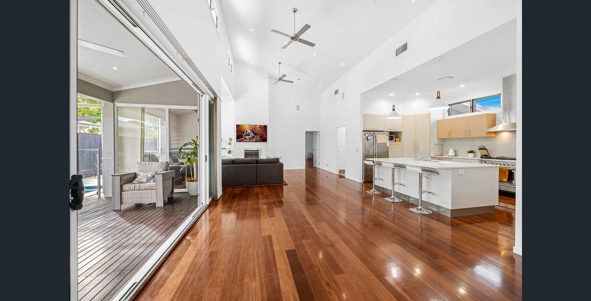 18 Peregine Crescent Coomera 6