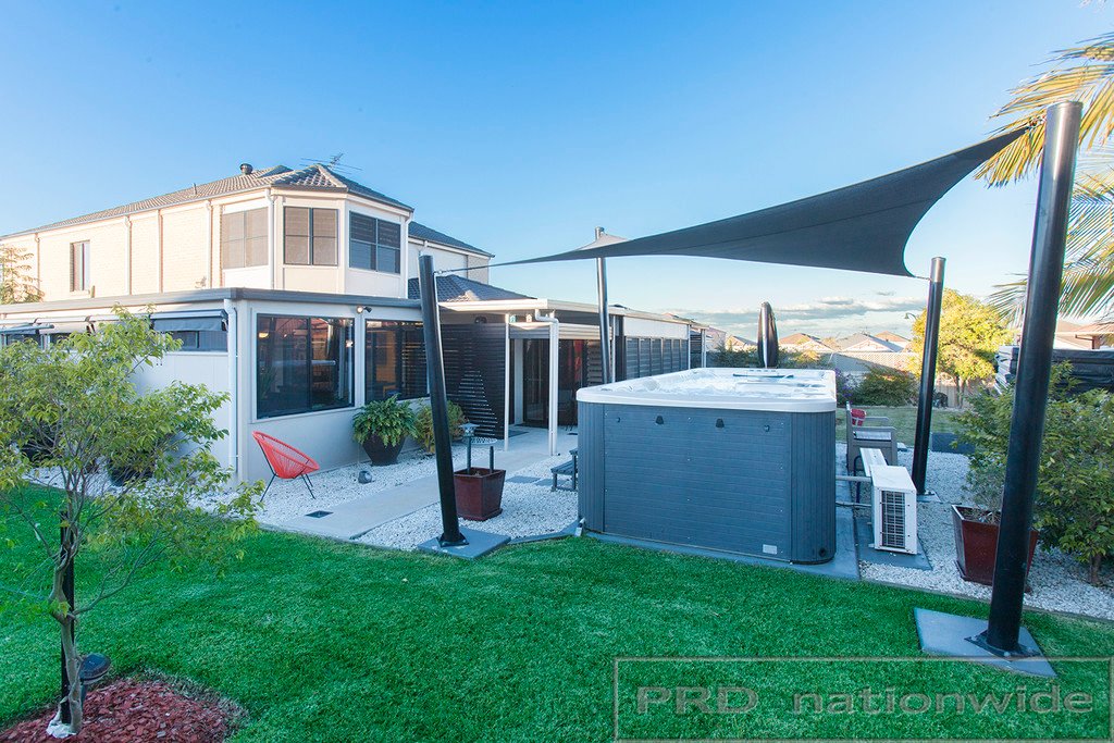 18 Peterson Parade THORNTON 18