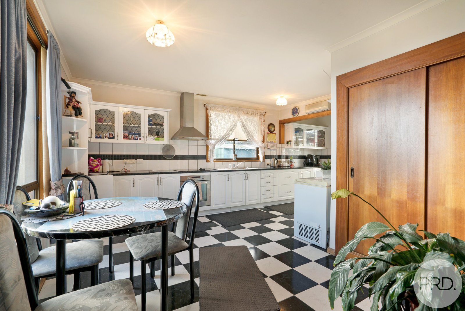 18 Phillips Avenue NEW NORFOLK 5