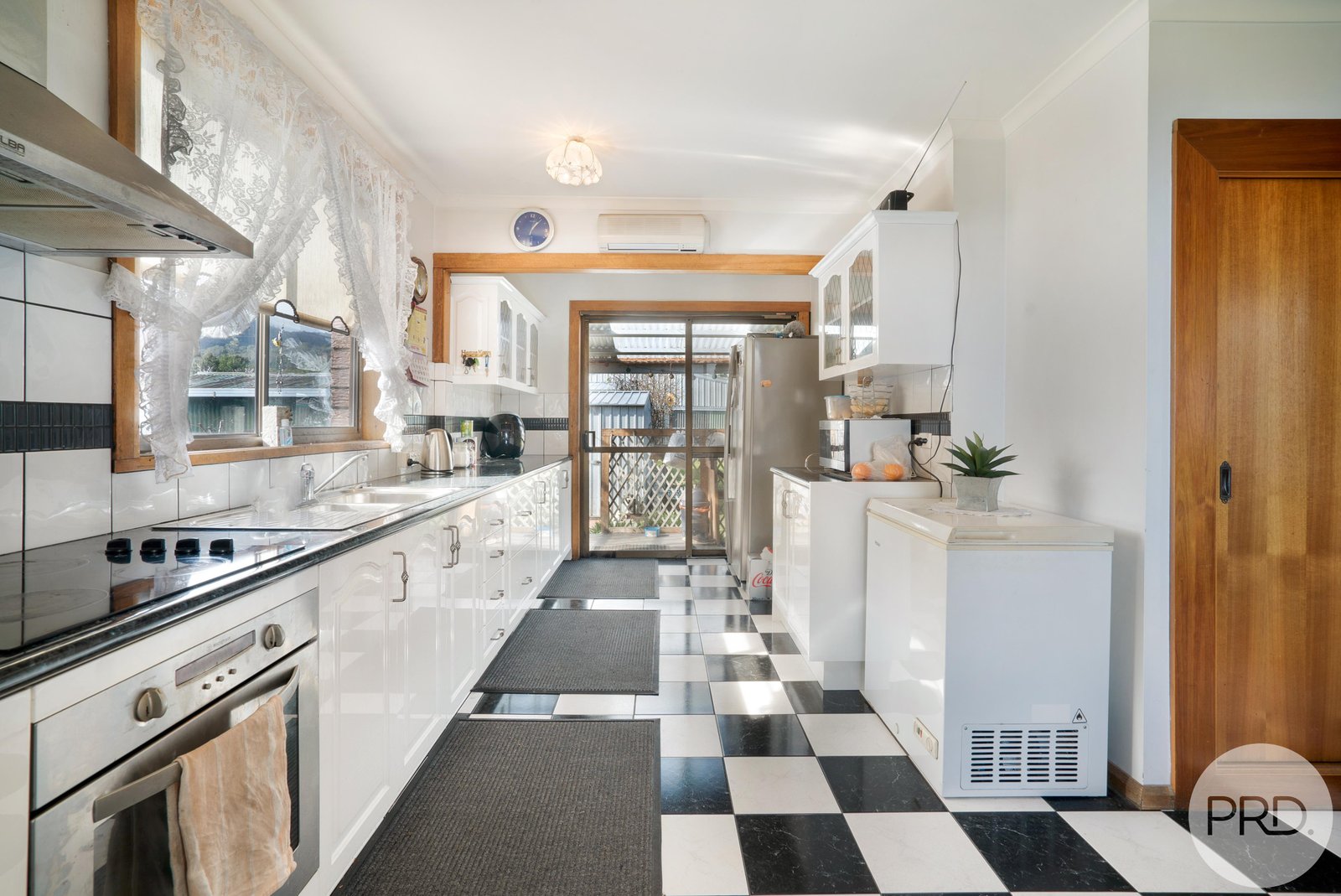 18 Phillips Avenue NEW NORFOLK 6