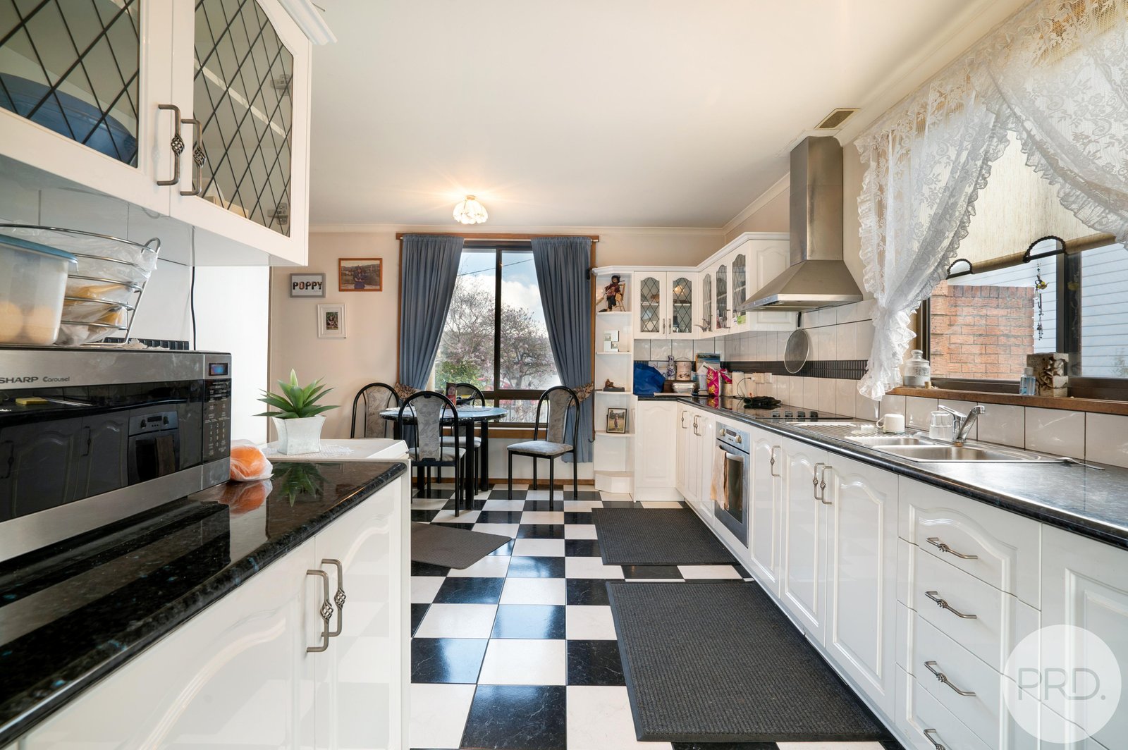 18 Phillips Avenue NEW NORFOLK 8