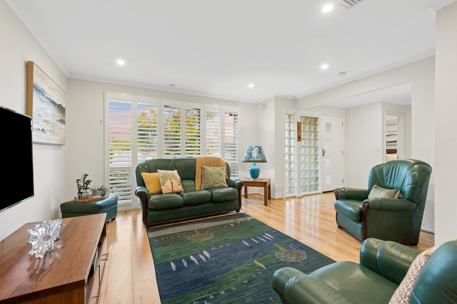 Gallery: 18 Pickworth Drive