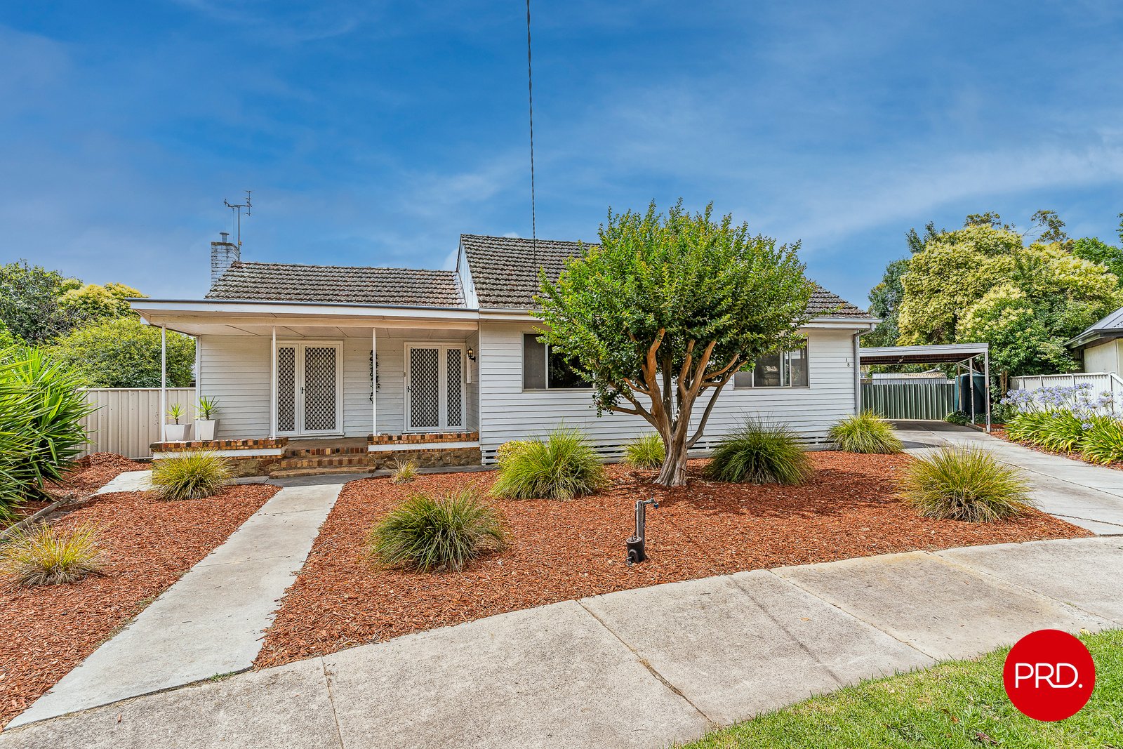 18 Pleasant Vale Crescent FLORA HILL 1