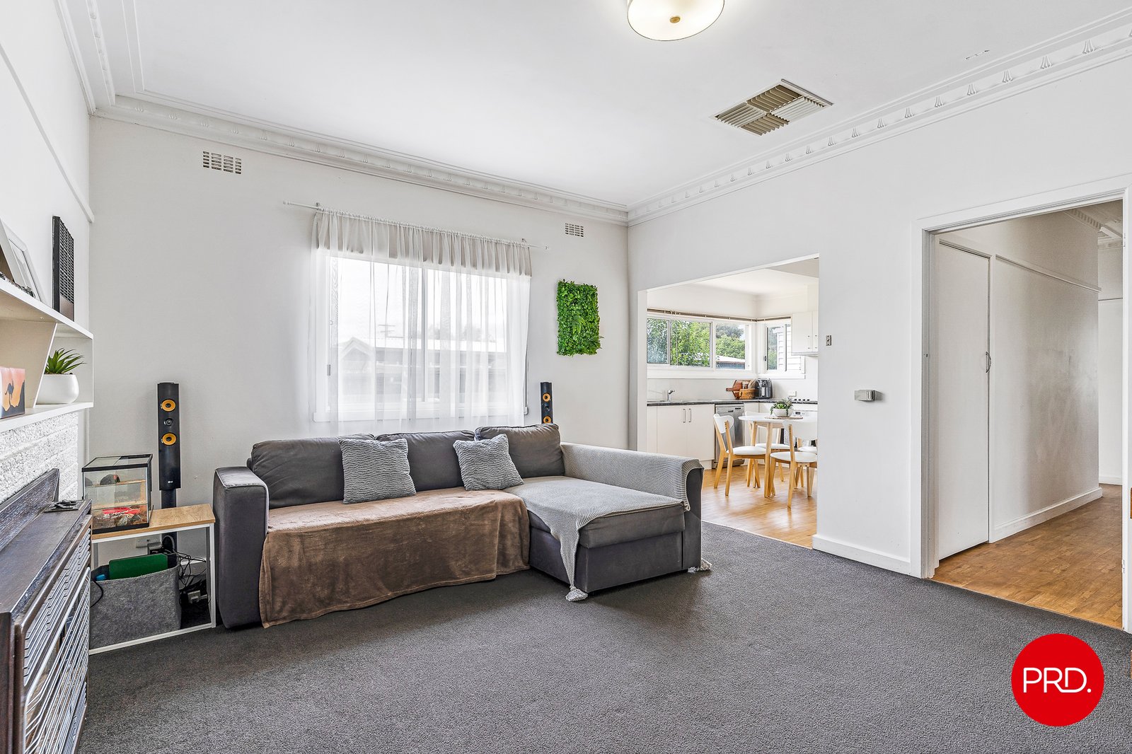 18 Pleasant Vale Crescent FLORA HILL 5