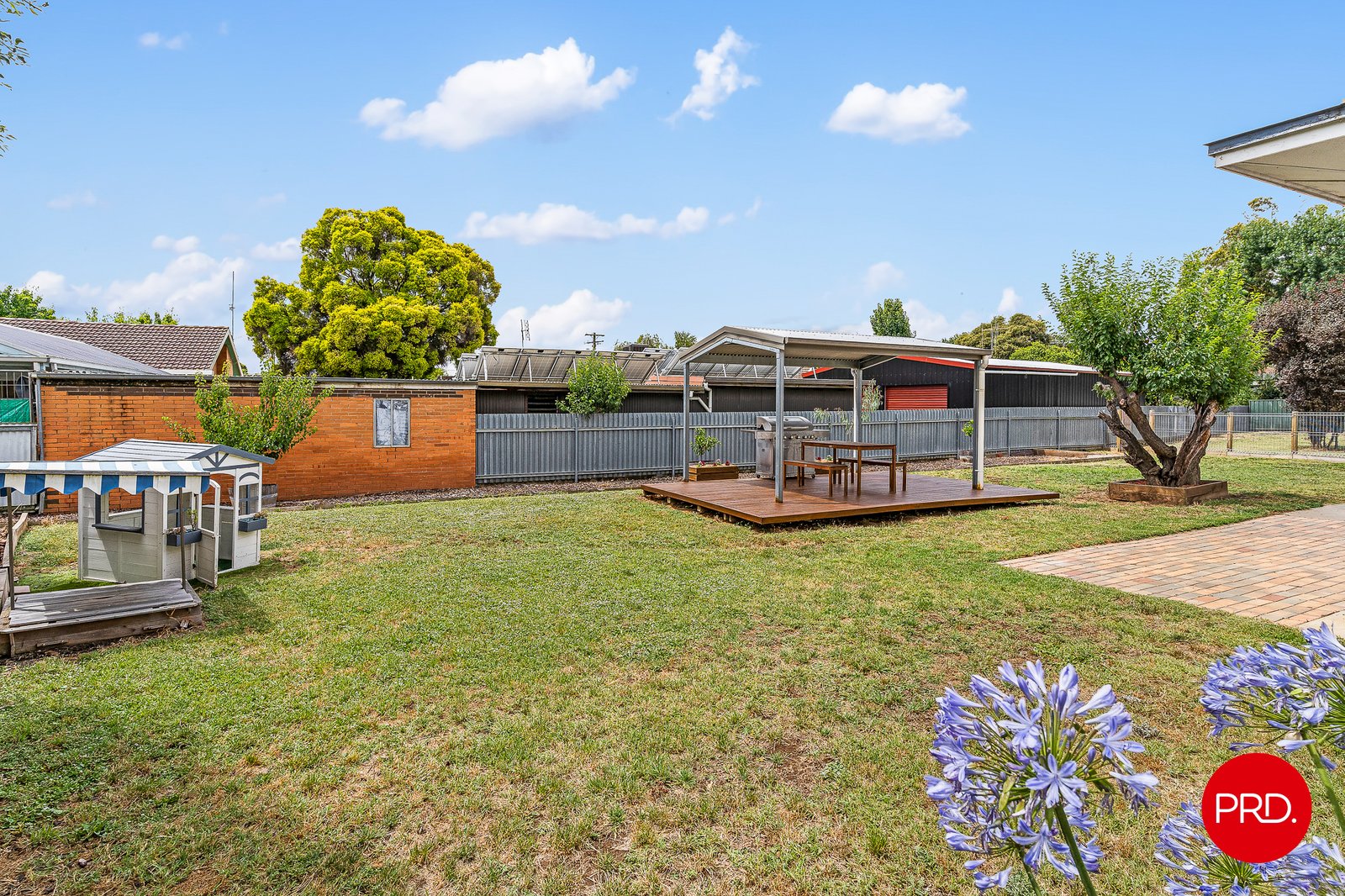 18 Pleasant Vale Crescent FLORA HILL 14