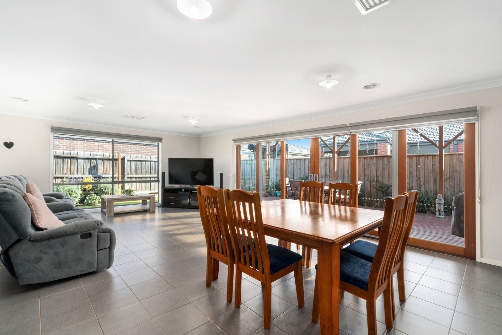 Real Estate and Property in 18 Port Road, Doreen, VIC