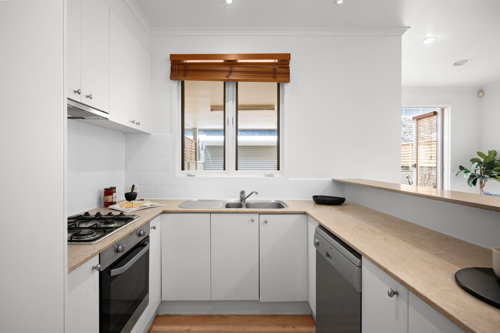 18 Portview Square, Port Melbourne, 3207