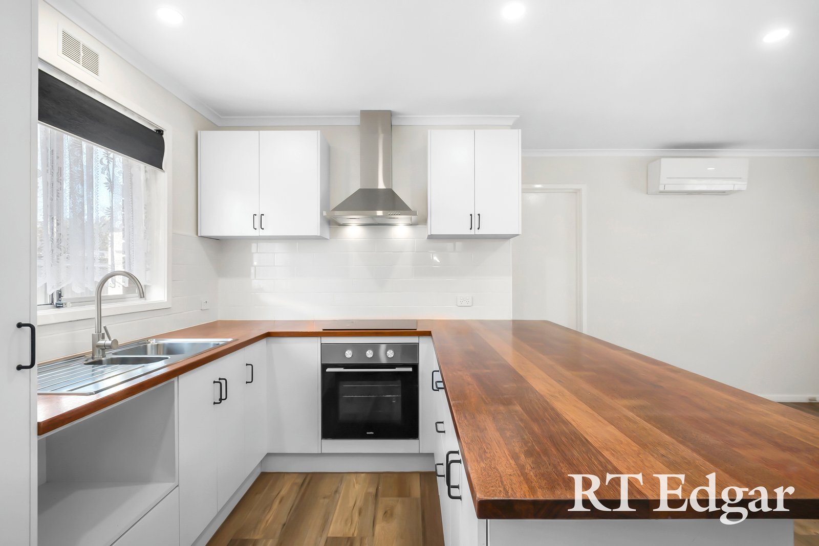 Real Estate and Property in 1/8 Powlett Street Street, Kyneton, VIC