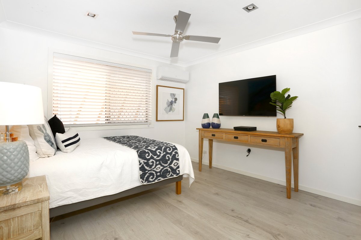 18 Presbytery Lane MOLENDINAR 16