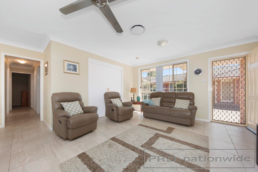 1/8 Proserpine Close ASHTONFIELD 3