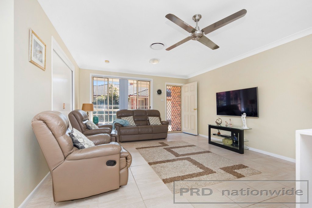1/8 Proserpine Close ASHTONFIELD 4