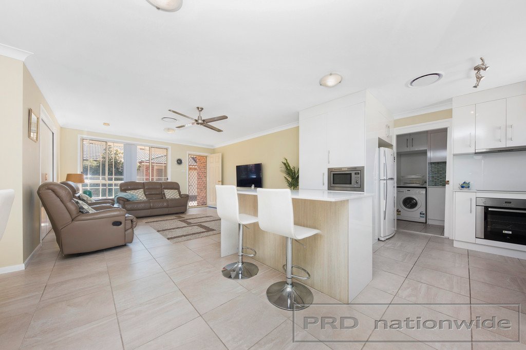 1/8 Proserpine Close ASHTONFIELD 6