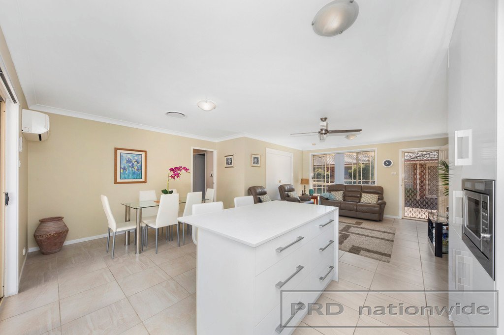 1/8 Proserpine Close ASHTONFIELD 8