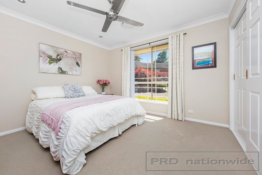 1/8 Proserpine Close ASHTONFIELD 10