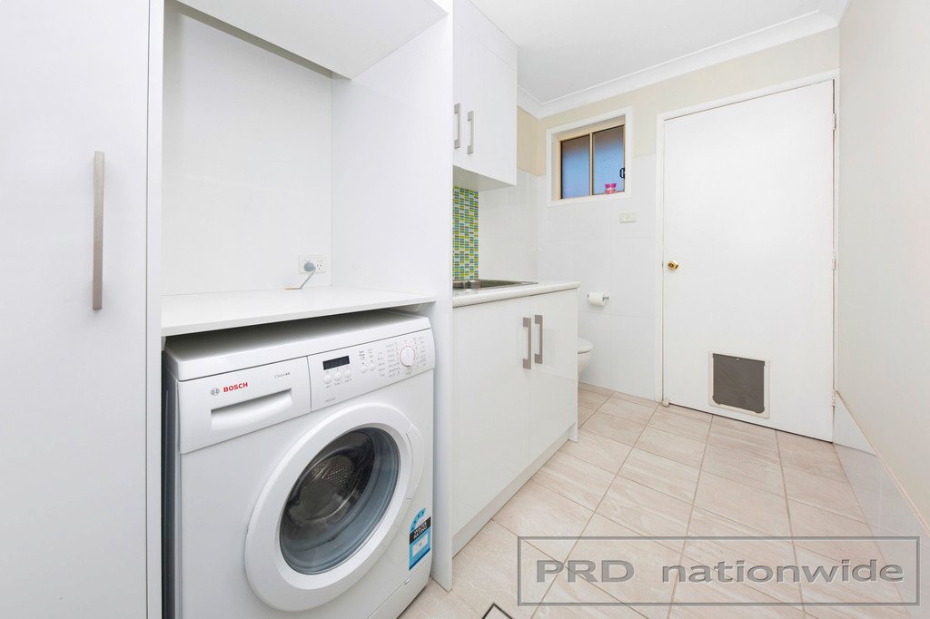 1/8 Proserpine Close ASHTONFIELD 15