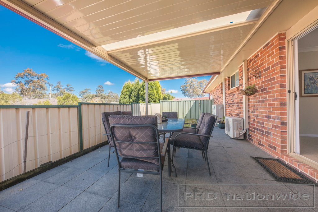 1/8 Proserpine Close ASHTONFIELD 16