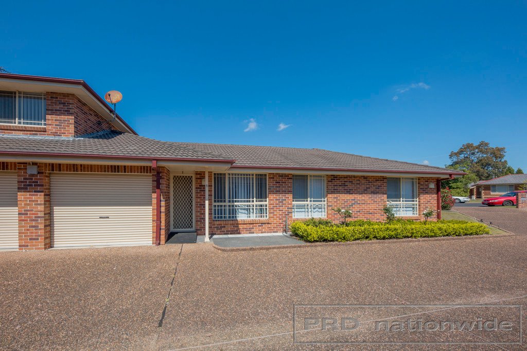 1/8 Proserpine Close ASHTONFIELD 18