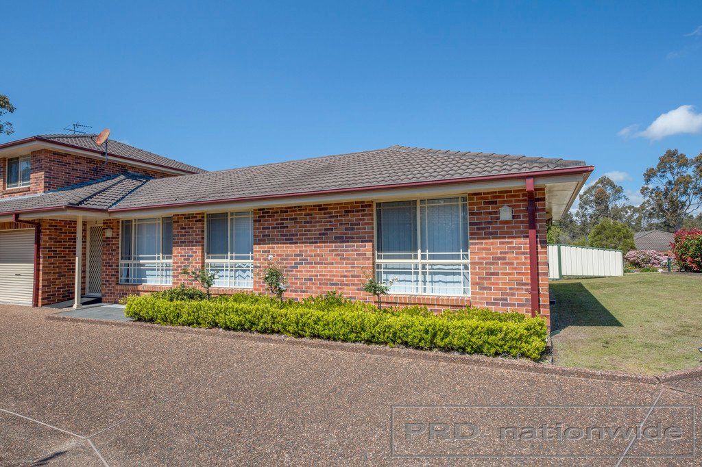 1/8 Proserpine Close ASHTONFIELD 19