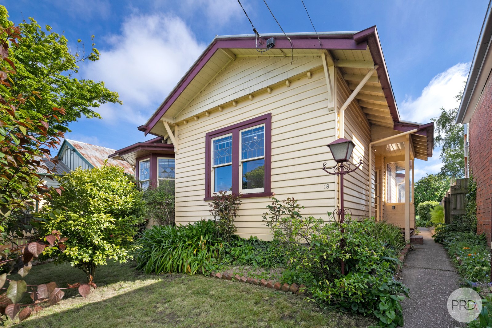 18 Queen Victoria Street NEWINGTON 1