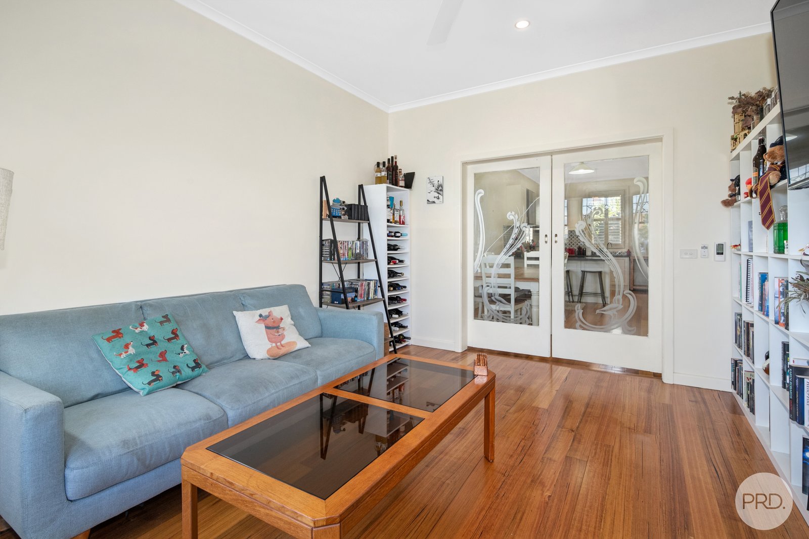 18 Queen Victoria Street NEWINGTON 7