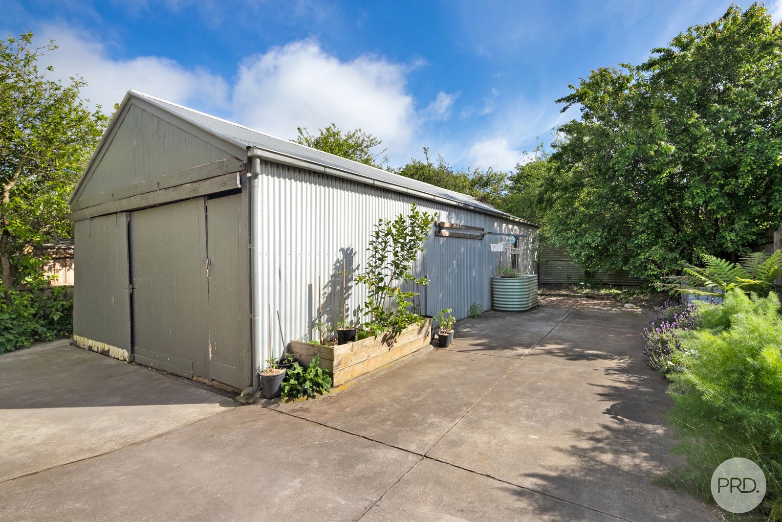 18 Queen Victoria Street NEWINGTON 13