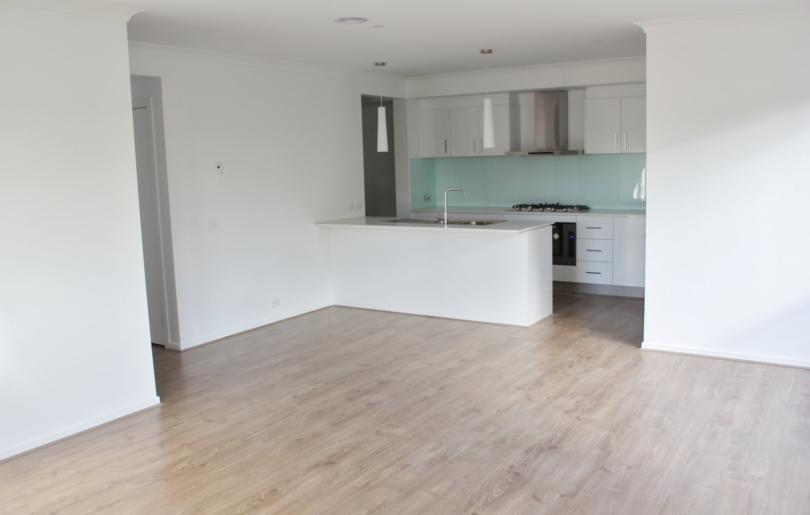 Gallery: 1/8 Railway Avenue