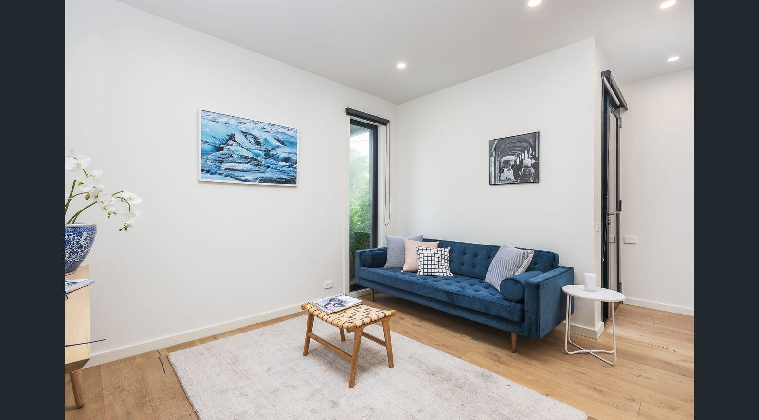 Gallery: 1/8 Railway Crescent