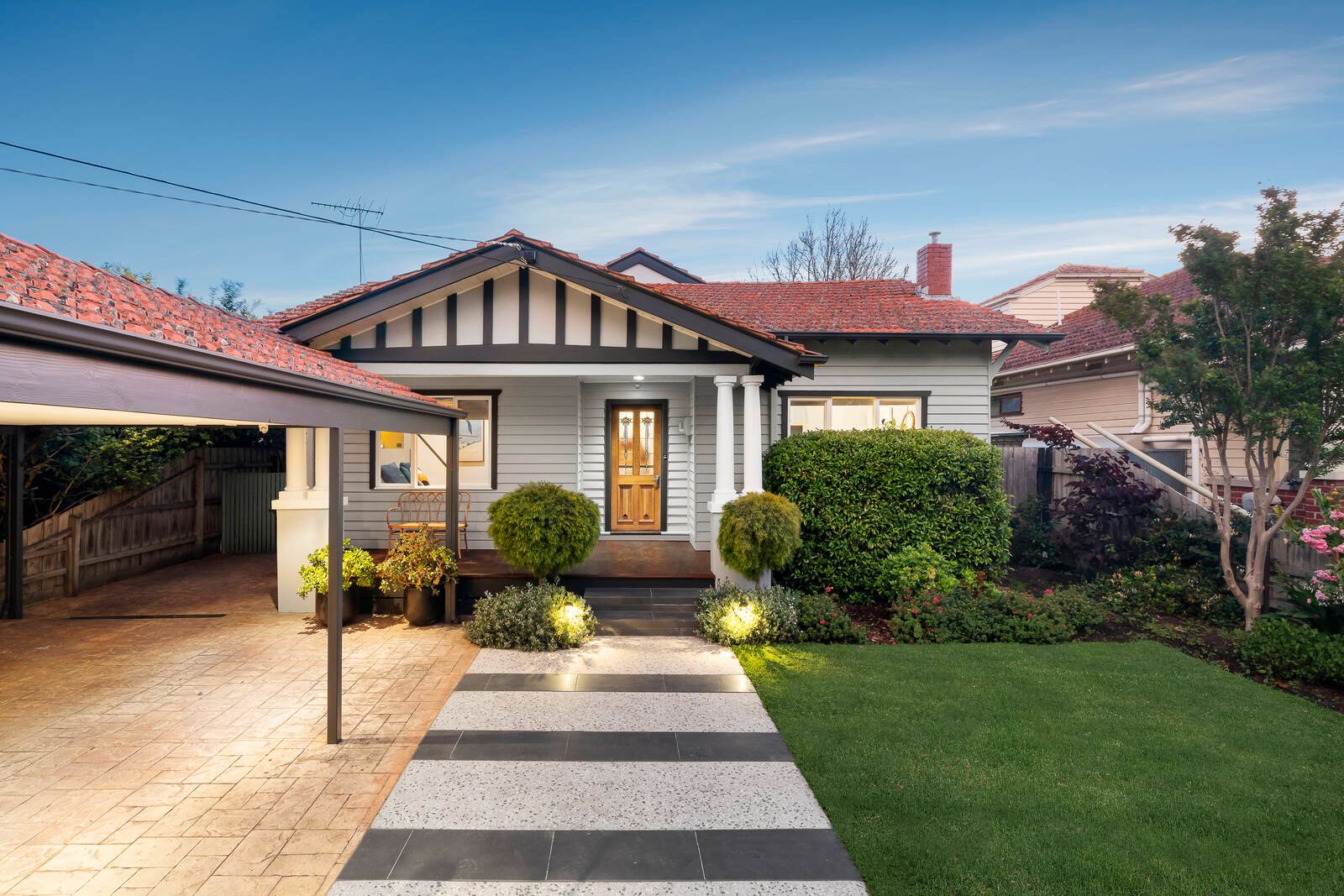 18 Raynes Park Road, Hampton VIC 3188 Buxton 2022