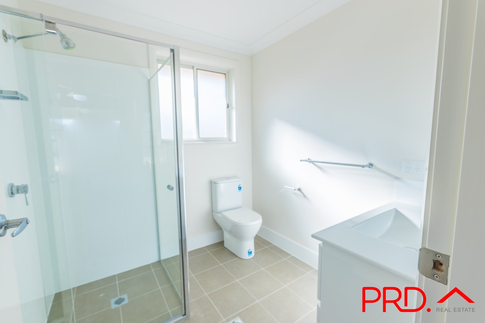 18 Reginald Drive KOOTINGAL 8