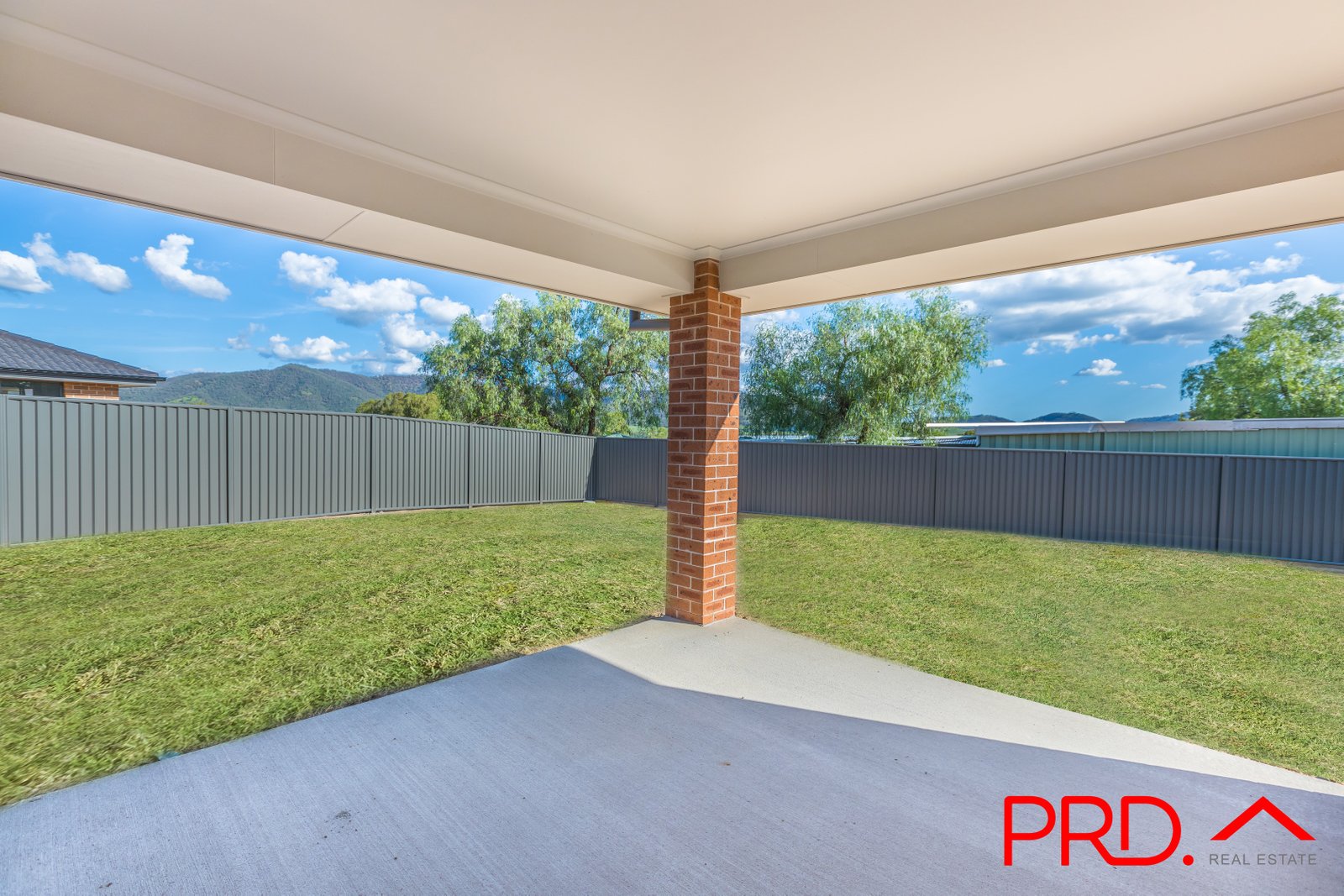 18 Reginald Drive KOOTINGAL 12