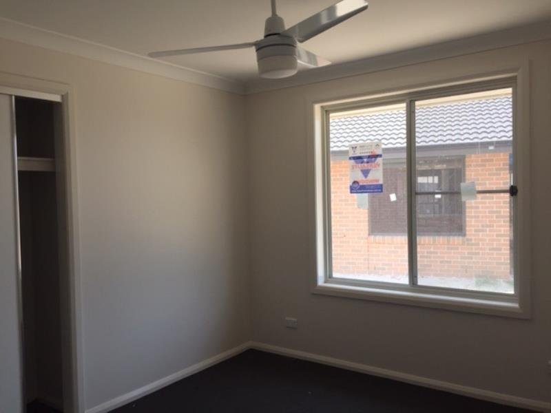 18 Reginald Drive TAMWORTH 4