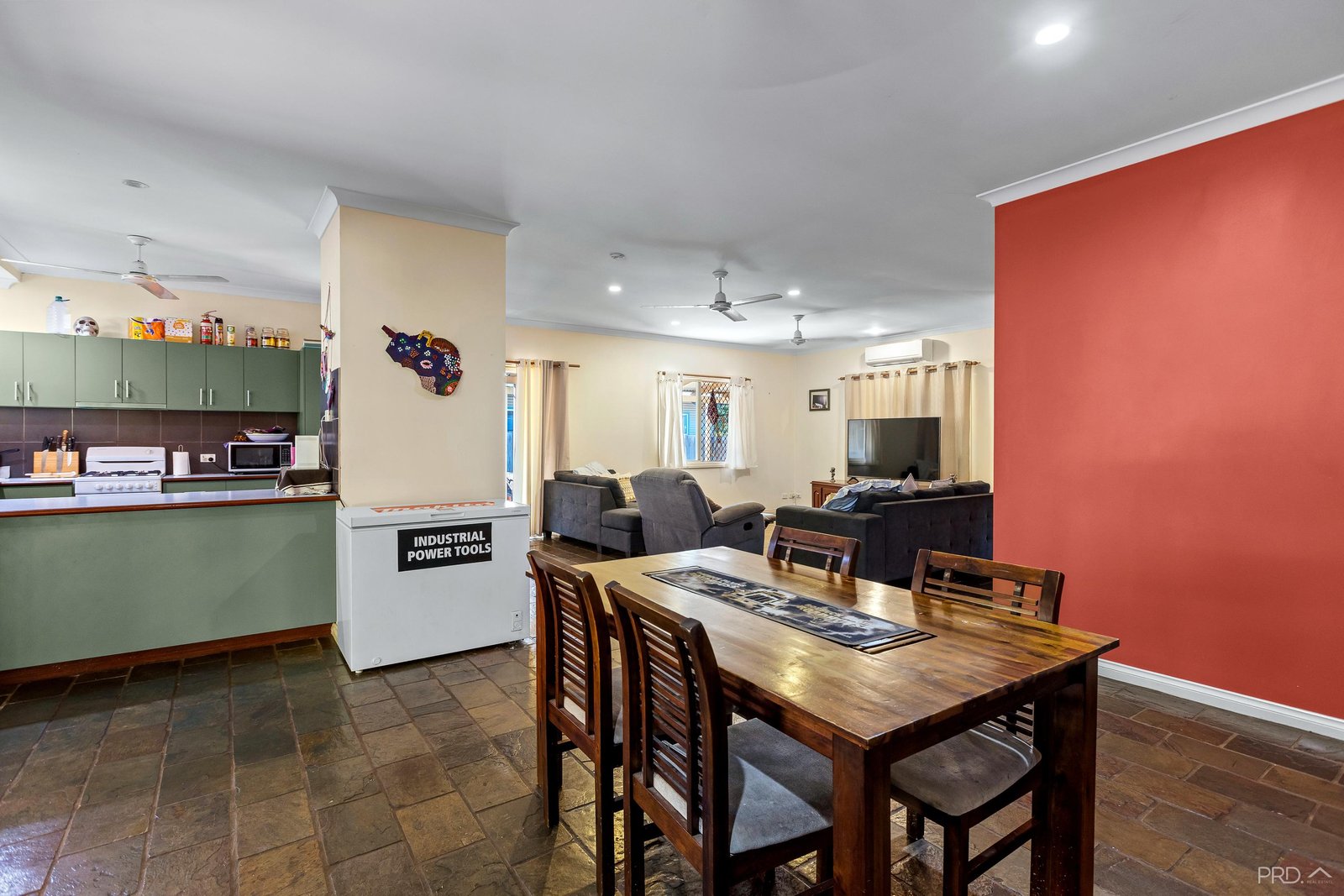 18 Reid Road CABLE BEACH 5